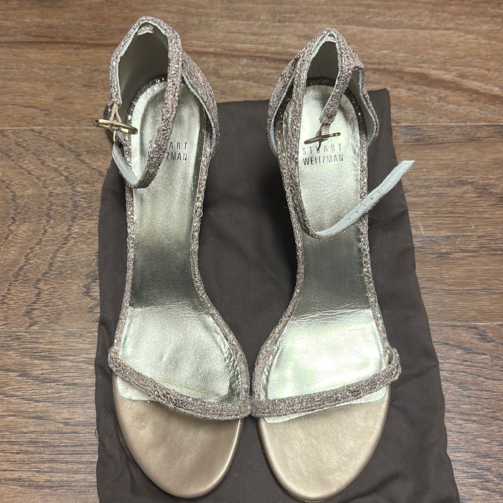 Stuart Weitzman size 10, beautiful sparkly gold and tan high heels 2 1/2 inch